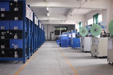 Zhongshan JOYHOT Electrical Technology Co.,Ltd. linea di produzione del fabbricante